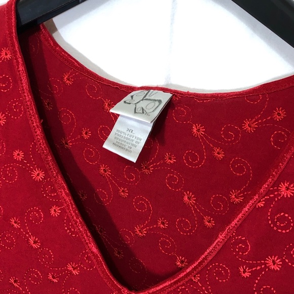 Fashion Bug Eyelet Pullover Top - Picture 2 of 3